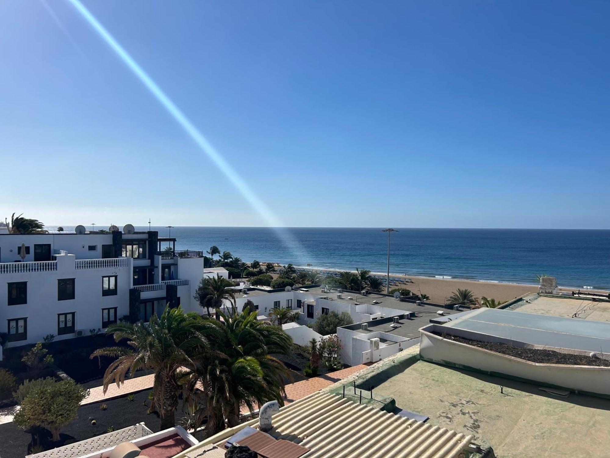 Stunning 2 Bedroom Duplex Close To Main Beach With Seaviews Puerto del Carmen  Ngoại thất bức ảnh