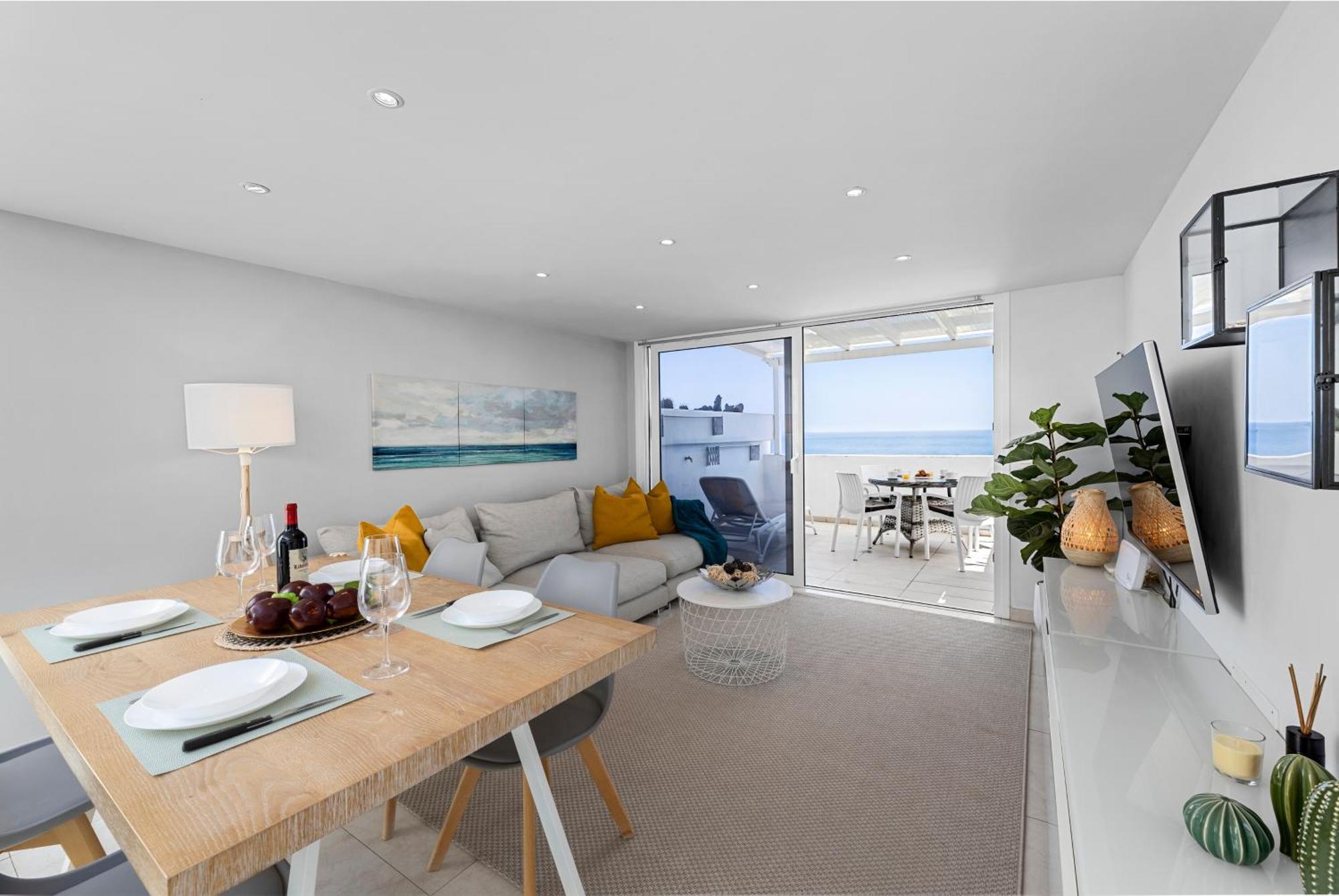 Stunning 2 Bedroom Duplex Close To Main Beach With Seaviews Puerto del Carmen  Ngoại thất bức ảnh